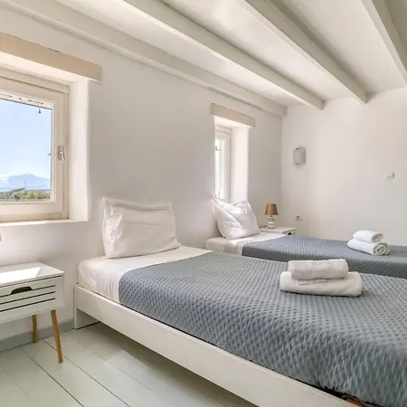 Feriehus A Summer House A Few Steps From The Santa Maria (Paros)