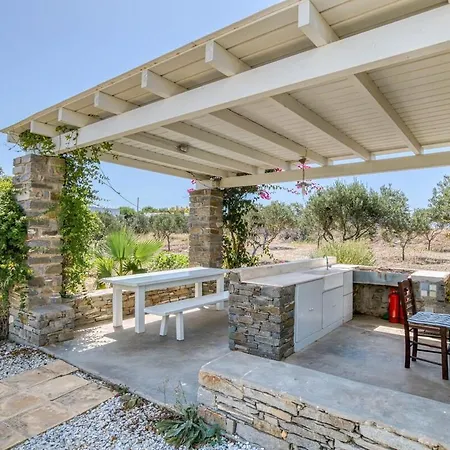 A Summer House A Few Steps From The Feriehus Santa Maria (Paros)